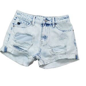 KanCan Distressed Light Wash Estilo Shorts